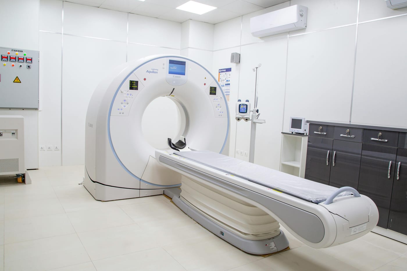 Medical equipment room structural design