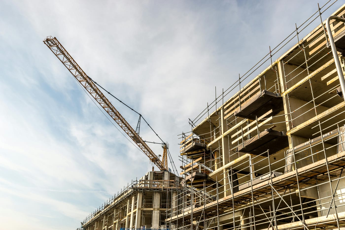 Equipment foundation and crane system